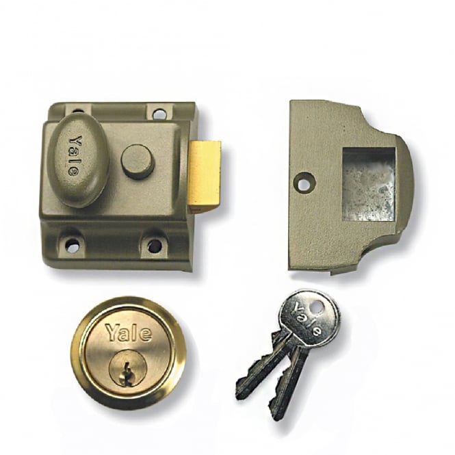 Green 723 40mm Deadlocking Traditional Nightlatch with Polished Brass Cylinder